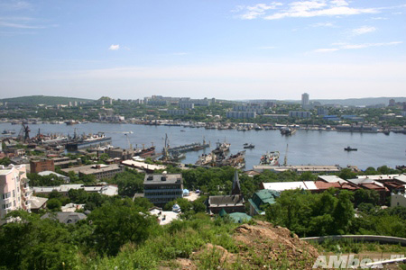 Начало строительства моста через Золотой Рог